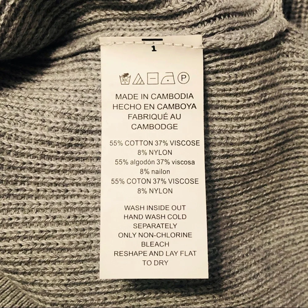 NWT Michael Kors Gray Lace Up Front Knit Sweater Size Medium